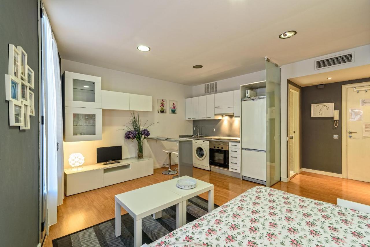 Loft En Badalona Centroアパートメント エクステリア 写真