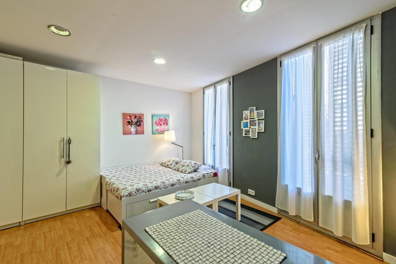 Loft En Badalona Centroアパートメント エクステリア 写真